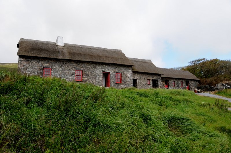 Dingle Peninsula - Famine Houses