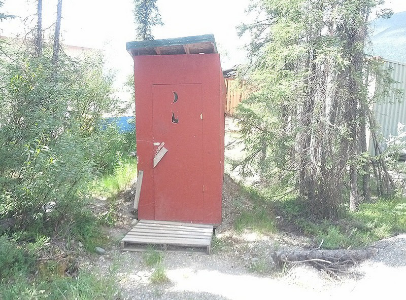 The restroom facilities at Coldfoot.