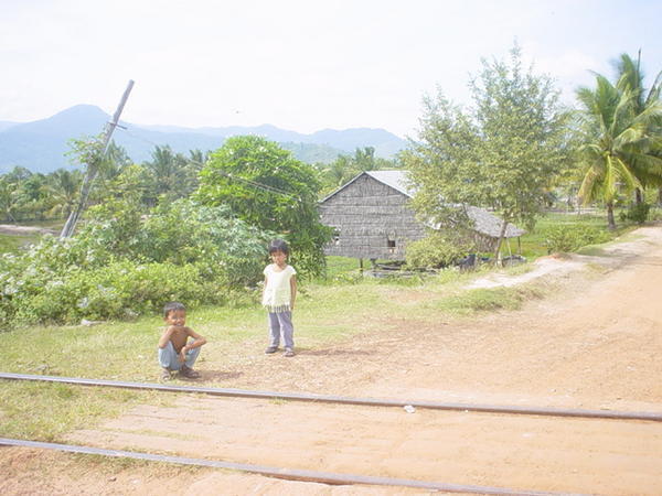 Children at the Tracks