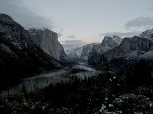 Yosemite Valley WInter 2011b