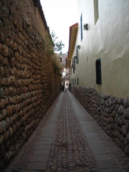 Typical street in Cuzco