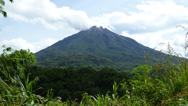 Gunung Ebulobo