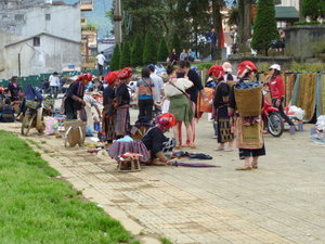 Hmong sellers in the main square