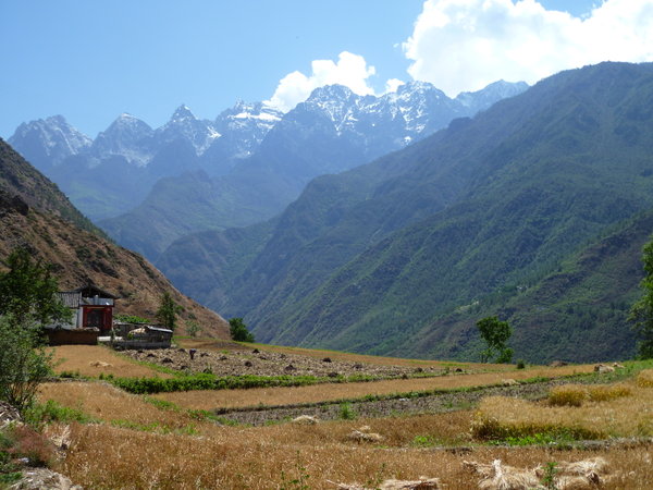Start of Tiger Leaping Gorge