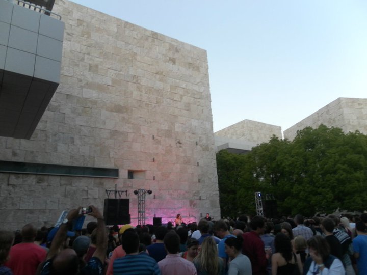 free concert at the Getty