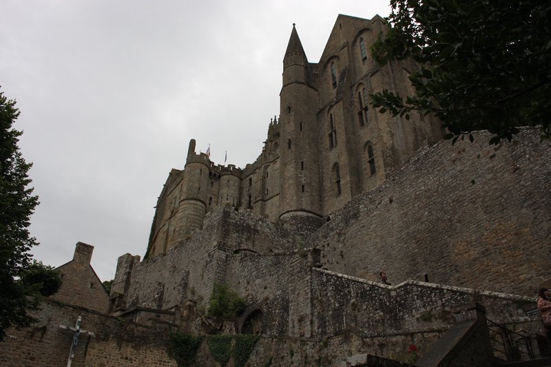 Looking up to the Abbey
