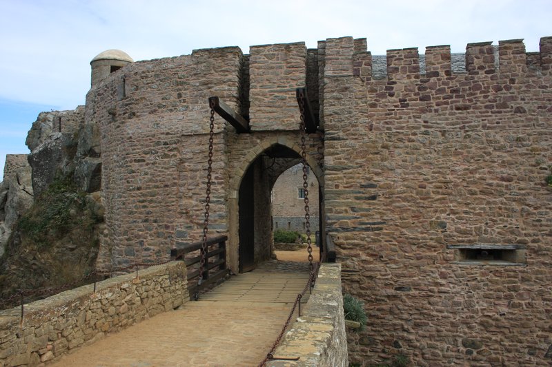Le Premier Châtelet (first gate), Fort La Latte
