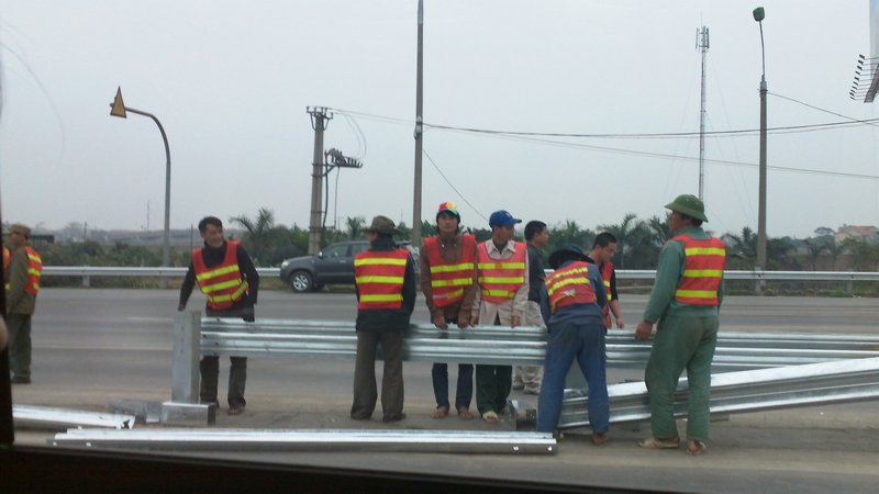 work crew in Ha Noi