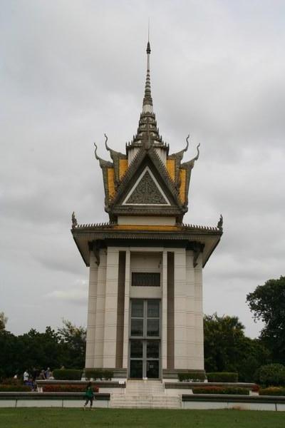 Choeung Ek Memorial Stupa