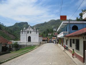 Lanquin village