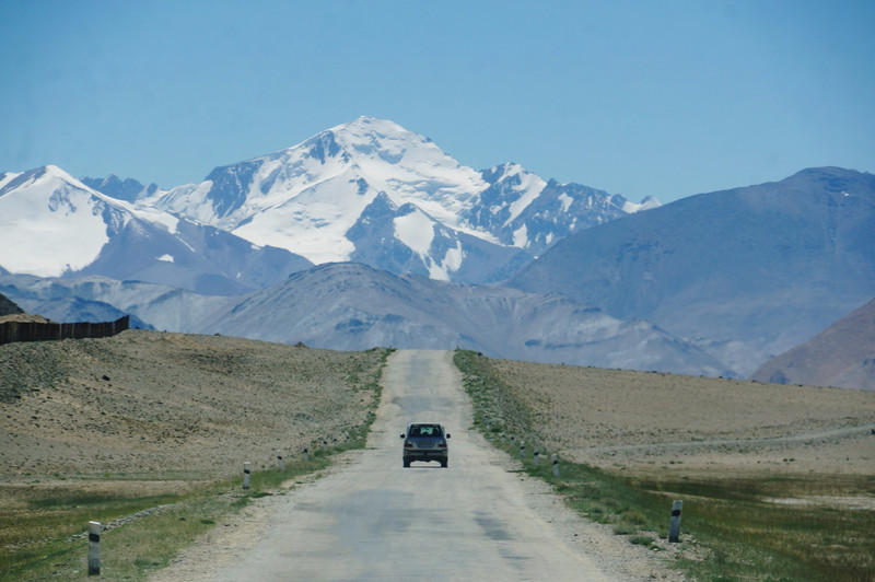Road to Kara Kul in the Higher Pamir