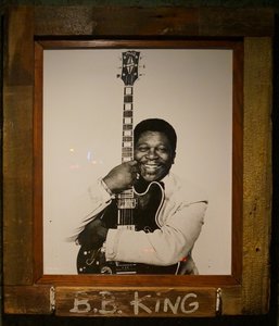 BB KING...KING OF THE BLUES 