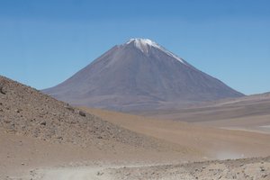 Volcan Licancabur 5,916m