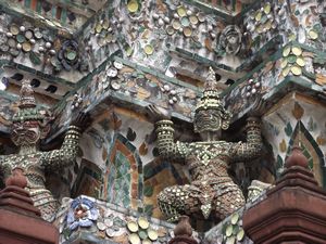 Wat Arun Closeup