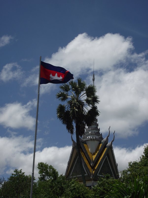The Modern Flag and Historical Monument