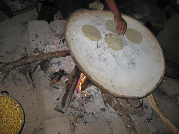 Making corn tortillas
