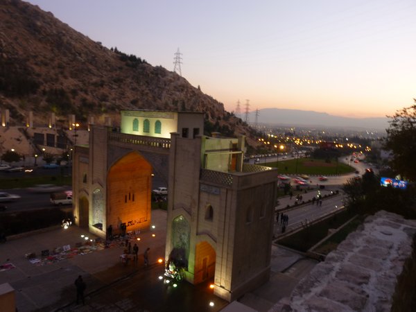 Darvoz-e Qor'an (Koran Gate), the historical sole entry point to Shiraz