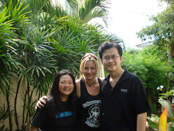 With Tong and Chang... I miss them!