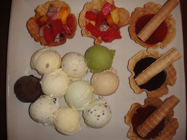 Our Tasting Platter at Fanny's Icecream... yum!