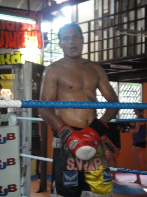 HOT Muay Thai Boxer!