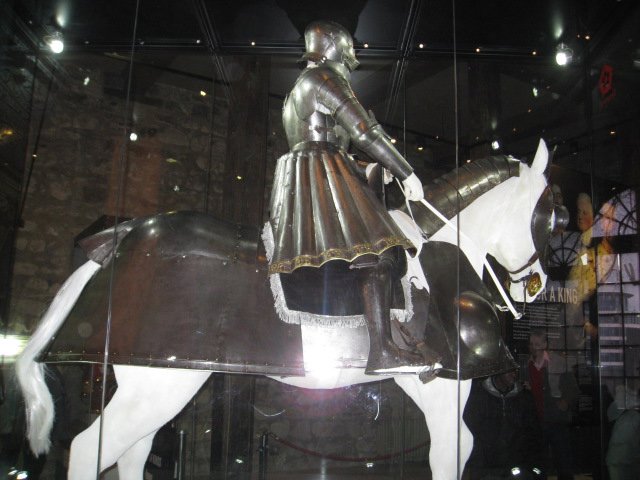 henry viii suit of armour