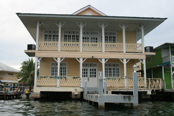 Bocas stilt house