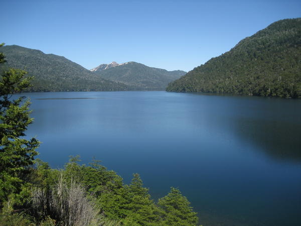 Lago Hermoso 