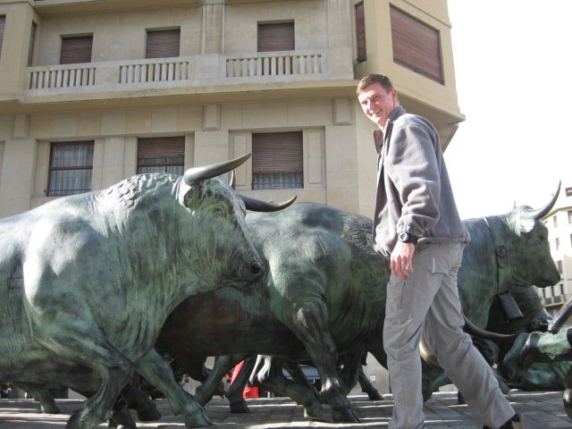 Bull doesn´t stand a chance