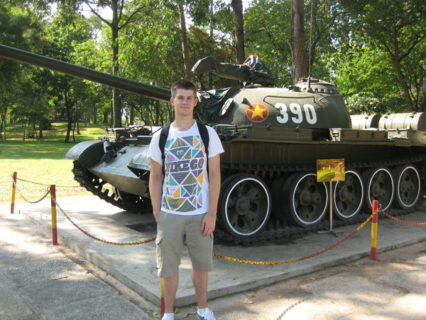 me with the tank that crashed through the gates when the North won the war