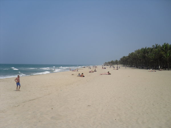 beach at hoi an