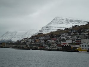 Klaksvik and its backdrop (Klaksvik; Faroe Islands)
