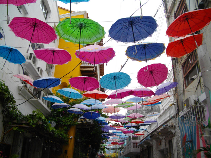 Umbrella street; Cartagena