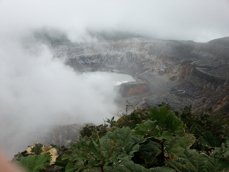 Krater van de Poas vulkaan
