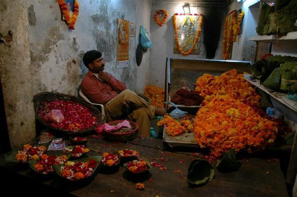 Puja stall