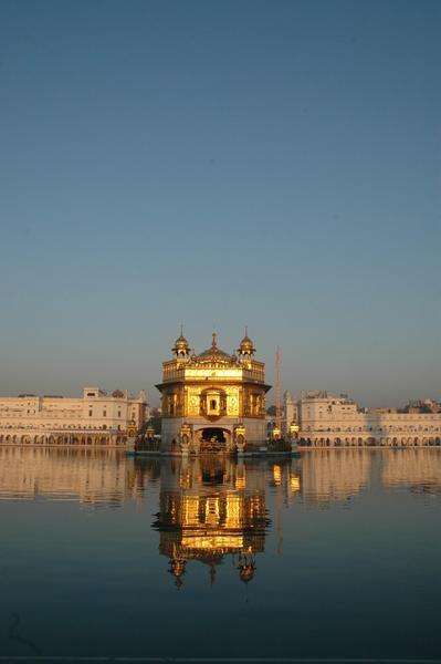 Reflecting on the Golden Temple
