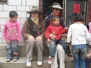 Sue & Haruko with kids