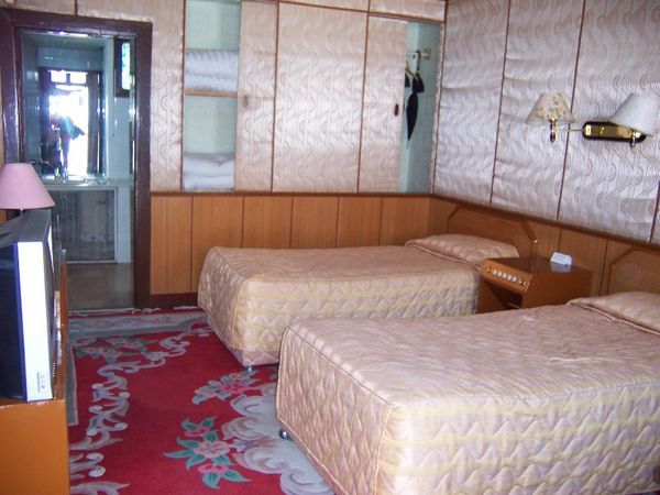 Labuleng Hotel room