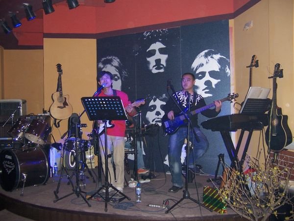 Xiao Ling & his new band