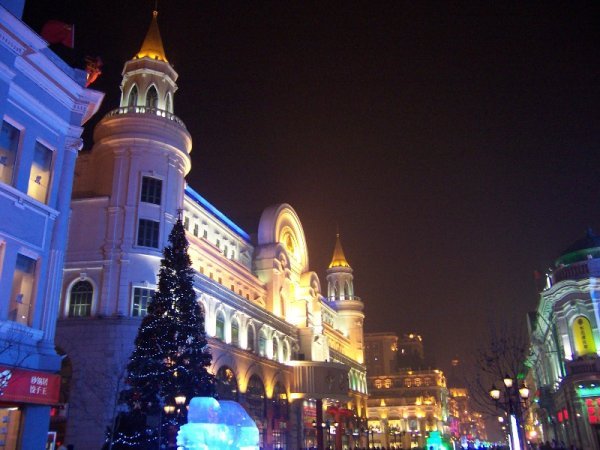 Night view of Russian architecture along historic Zhongyang Dajie