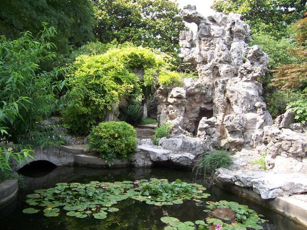 Tranquility in Mei Leifang Garden