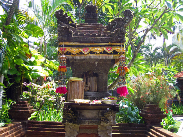 Small Hindu shrine/offering