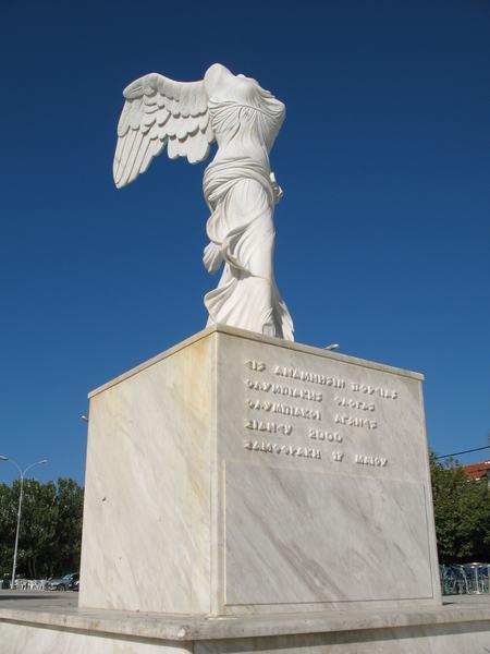 Winged Victory of Samothraki statue