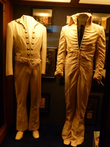 Graceland! - Costumes