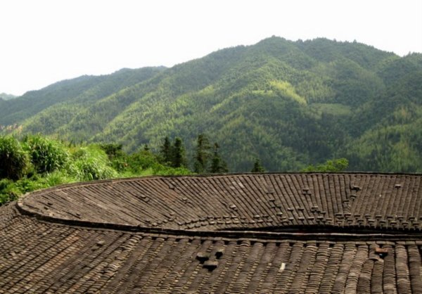 View over the roof of Tianluokeng Tulou