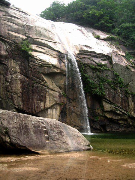 kaesong's waterfall