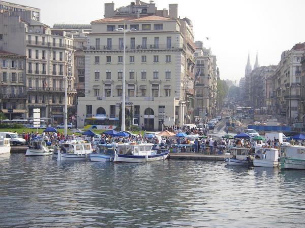 Saturday fish markets in the port of Marseille