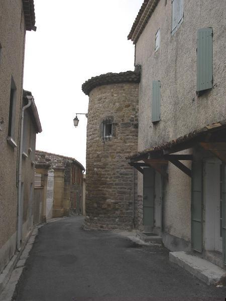 Carey & Thierry's fantastic home, built into the old town wall.  Yes, the tower you can see belongs to them & you can even pee in it! (It's the bathroom guys).