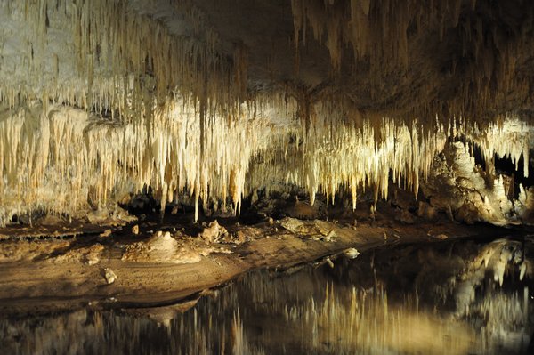 Lake Cave