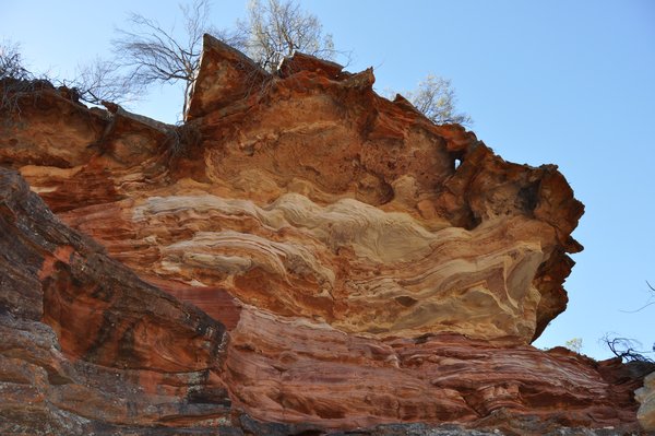 Colourful rock edges at Kalbarri National Park