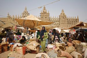 Djenne Mosque and Monday Market